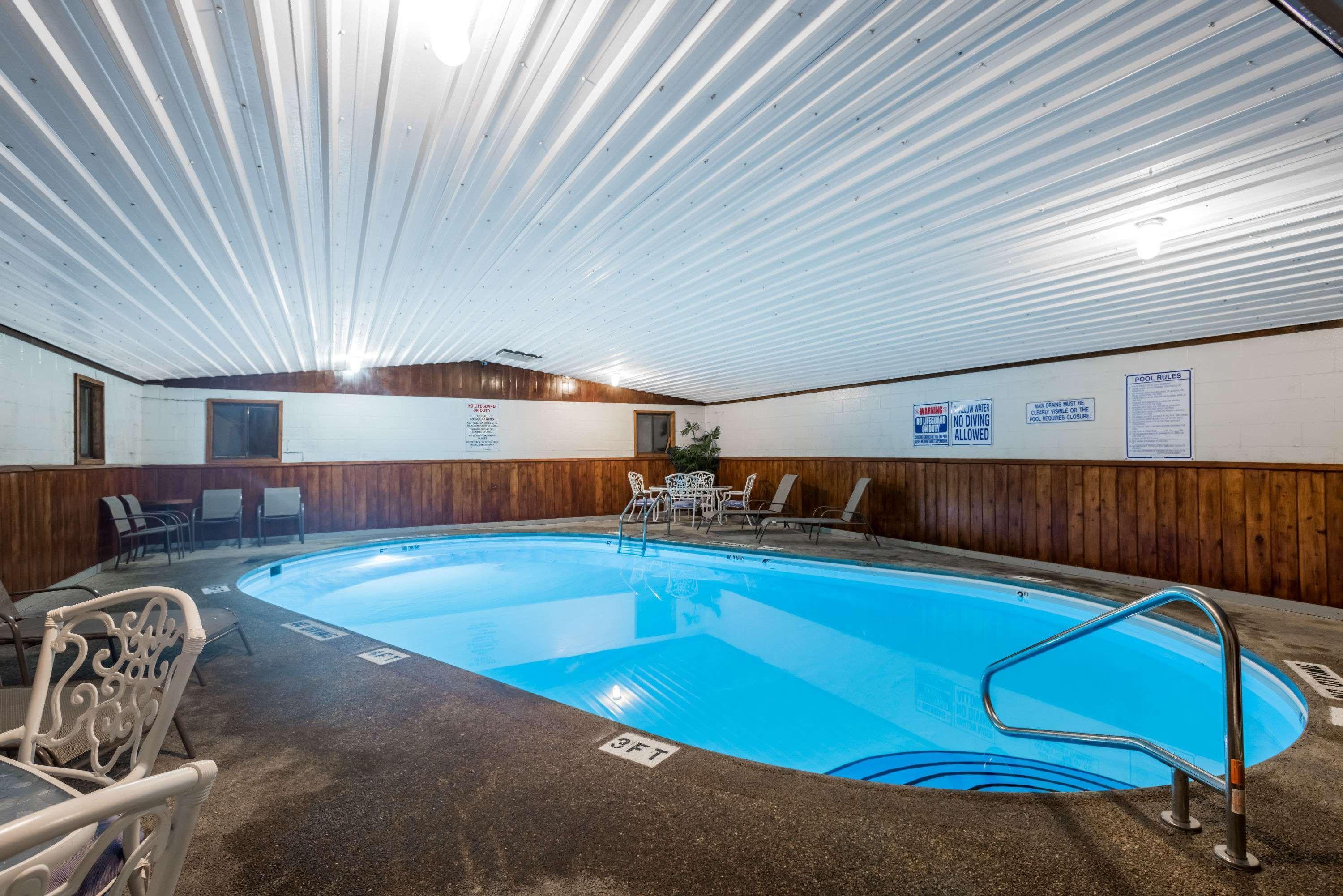 Travelodge By Wyndham Livingston Esterno foto