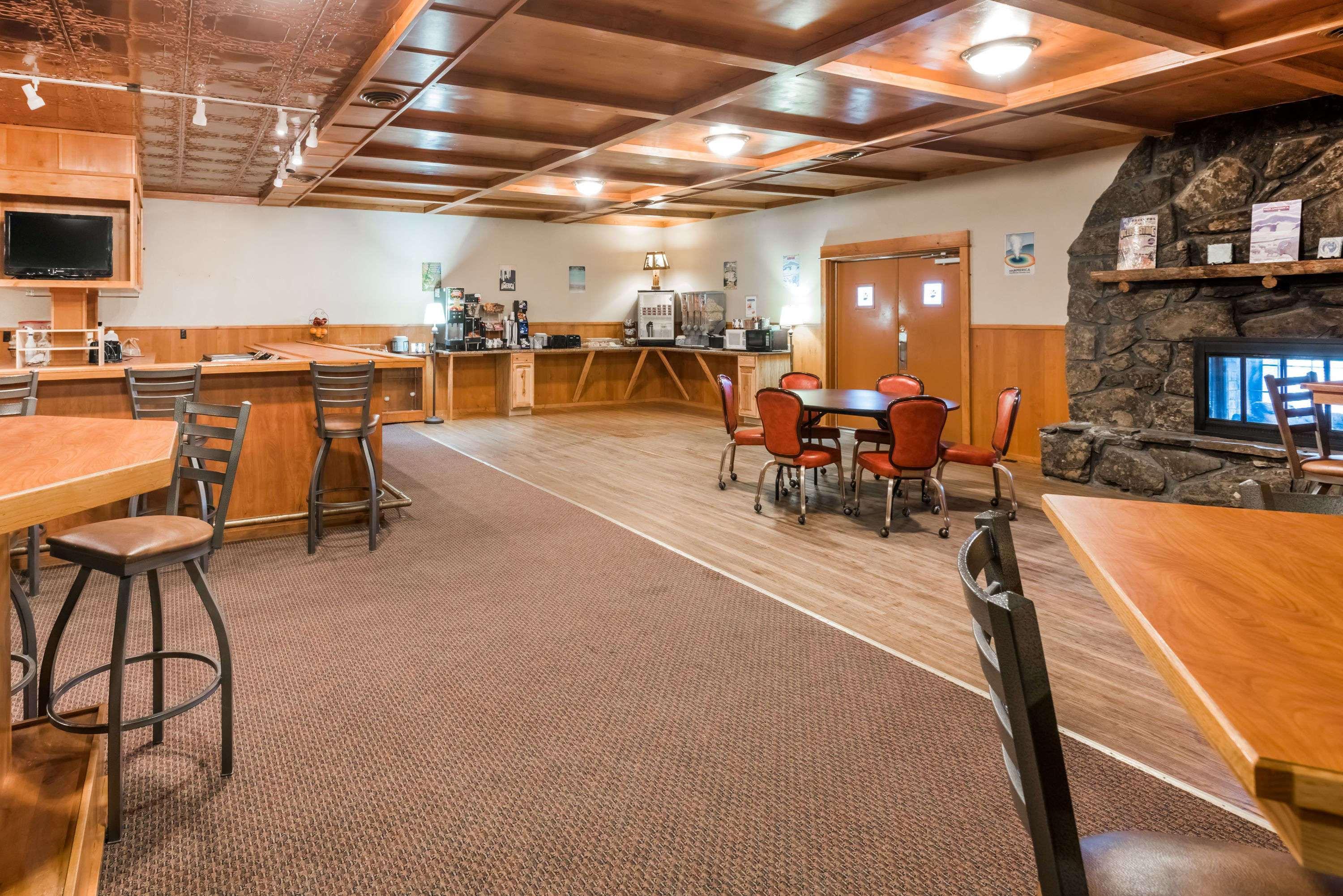 Travelodge By Wyndham Livingston Esterno foto