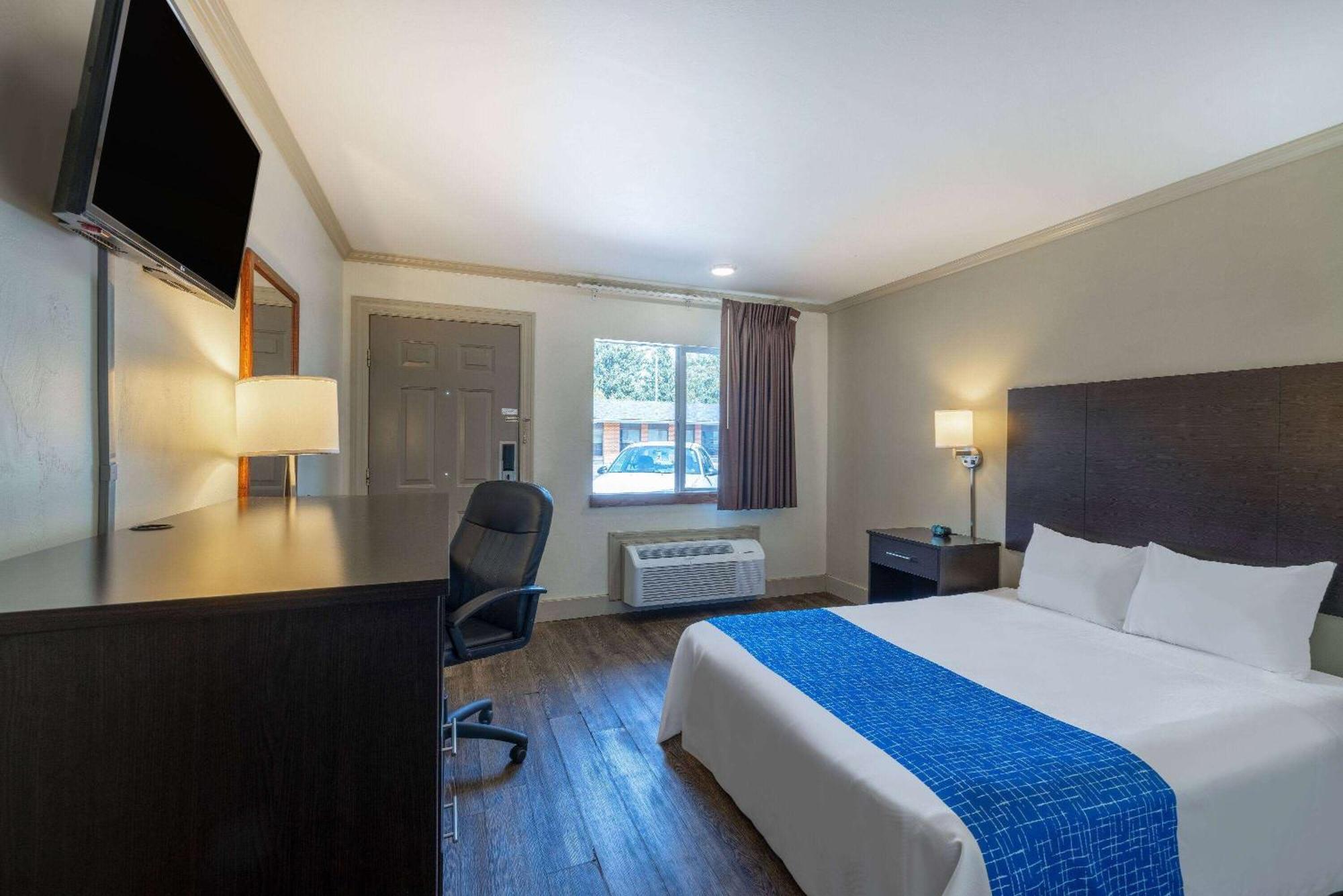 Travelodge By Wyndham Livingston Esterno foto