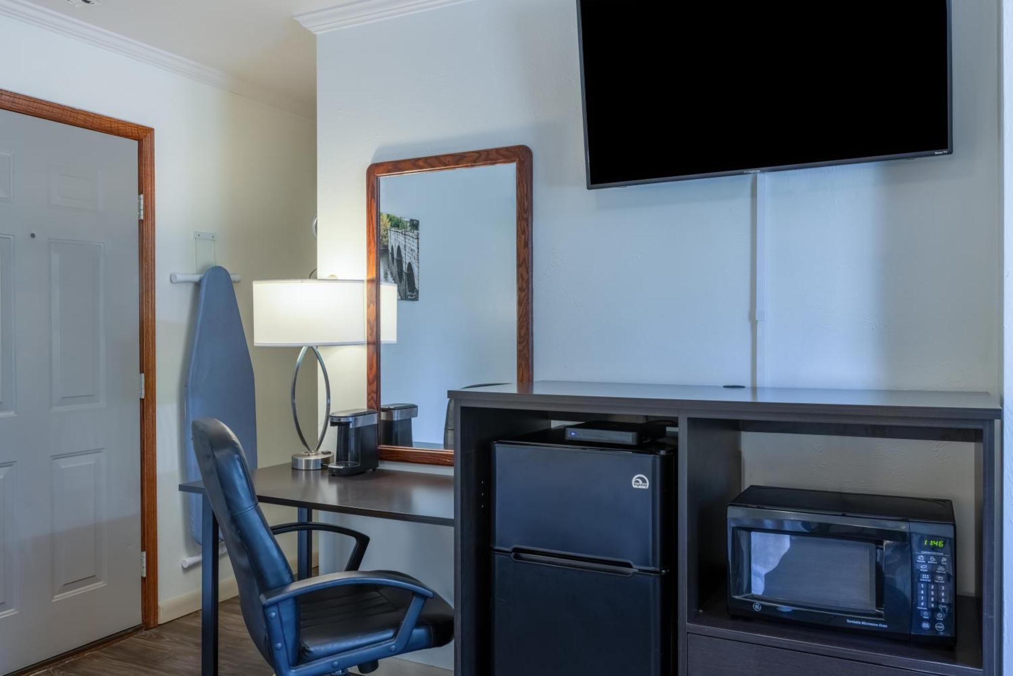 Travelodge By Wyndham Livingston Esterno foto