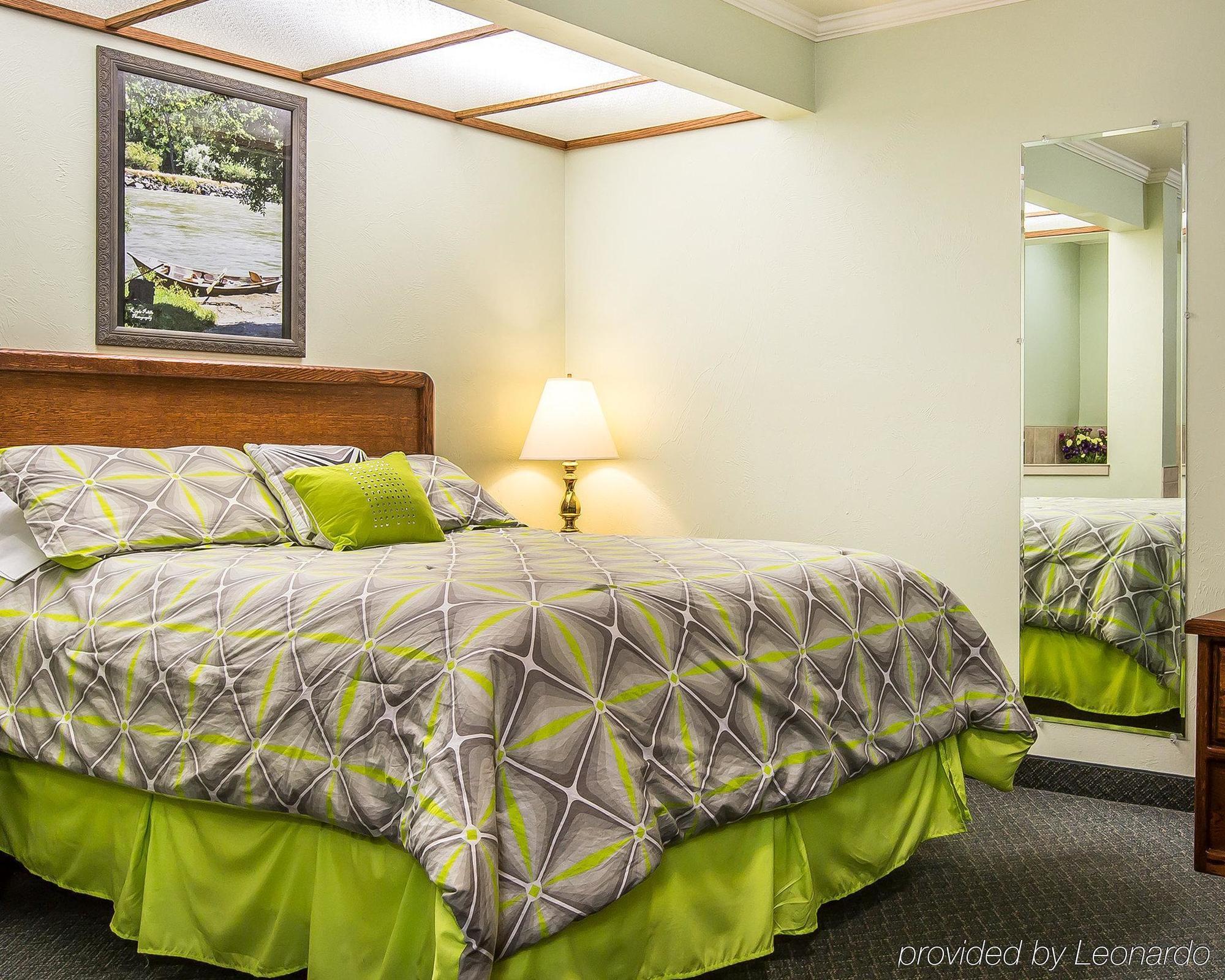 Travelodge By Wyndham Livingston Esterno foto